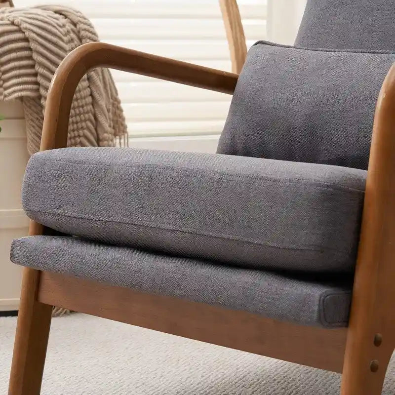 Chaise d'appoint à dossier haut en bois massif avec accoudoirs