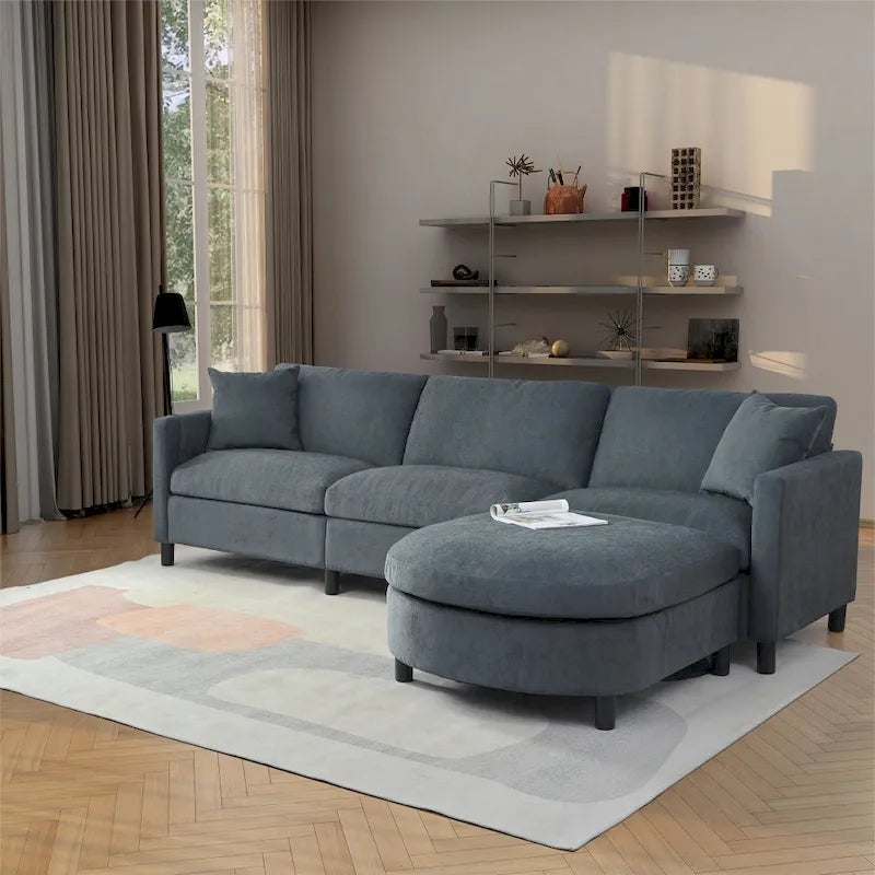 Élégant canapé en mousse avec coussins et pouf