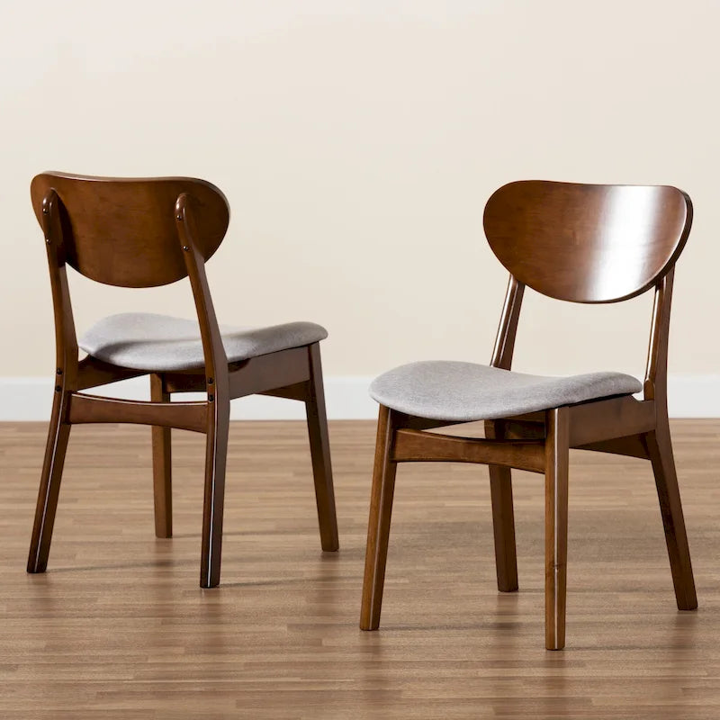 Chaises de salle à manger modernes de style médiéval