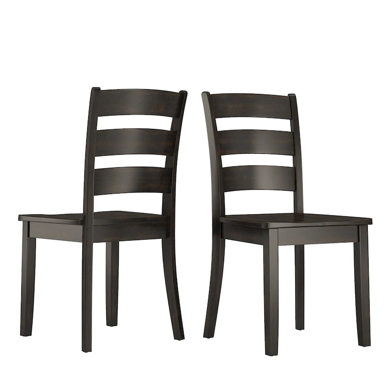 Chaises de salle à manger en bois (deux chaises par lot)