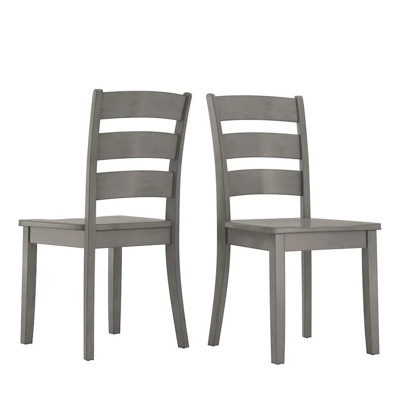 Chaises de salle à manger en bois (deux chaises par lot)