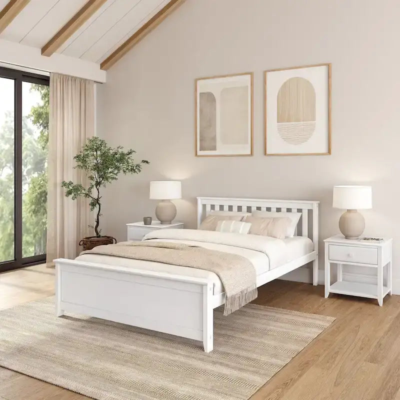 Lit plateforme classique en bois massif, format grand lit