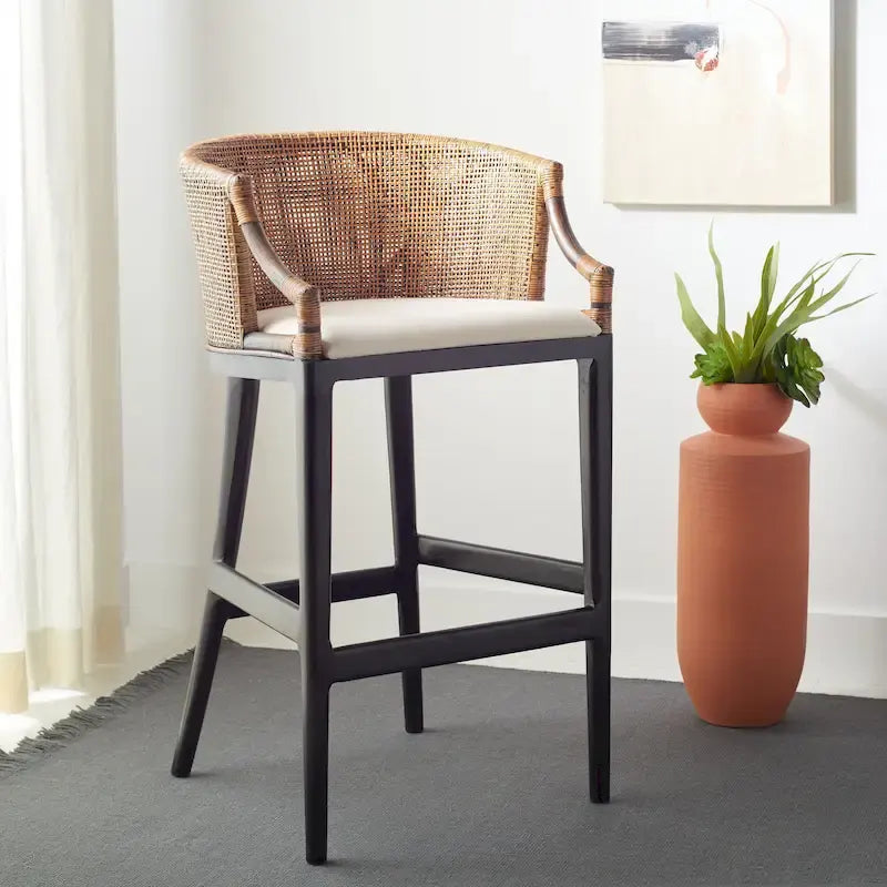 SAFAVIEH Virona Rattan 30-inch Bar Stool - 22.3  W x 20.5  L x 39  H - 22Wx21Dx39H